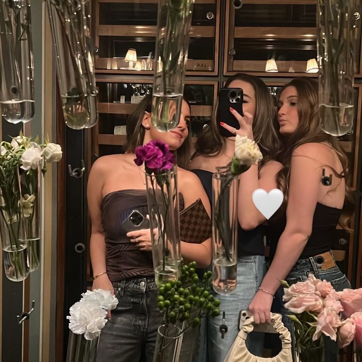 Profile Picture of Raquel Schwartz (@raquelschwartz) on Tiktok