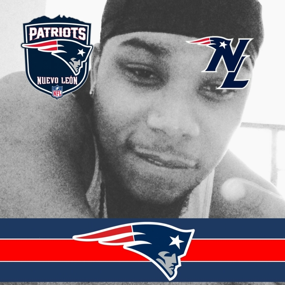 Profile Picture of Gregory Boney (@gregoryboney) on Poshmark