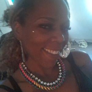 Profile Picture of raina smith (@only1me37) on Twitter