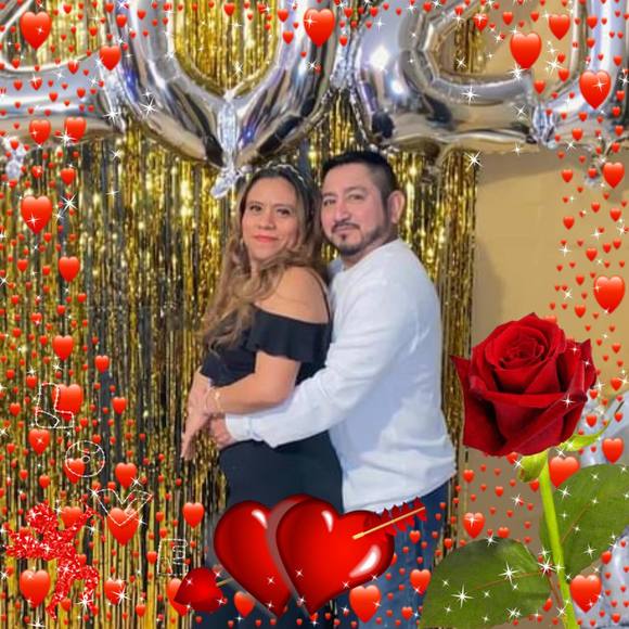 Profile Picture of Claudia Bello (@anyamydanny) on Poshmark