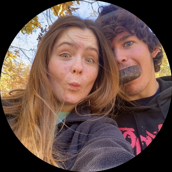 Profile Picture of Autumn Andrews (@asa4620y) on Poshmark