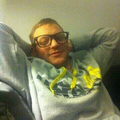 Steve Brooker - Twitter Profile Picture of Steve Brooker (@stevebrooker82) on Twitter