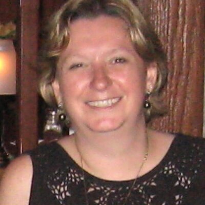 Profile Picture of Lisa Castellano (@castelfam7625) on Twitter