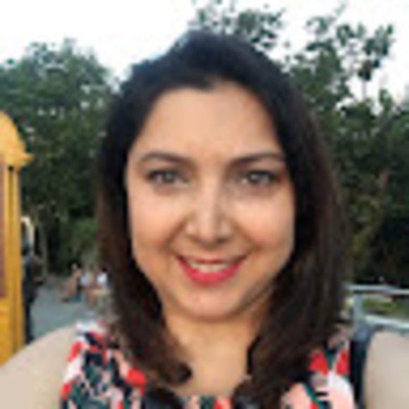 Profile Picture of Leide Vinha (@leidevinha) on Poshmark