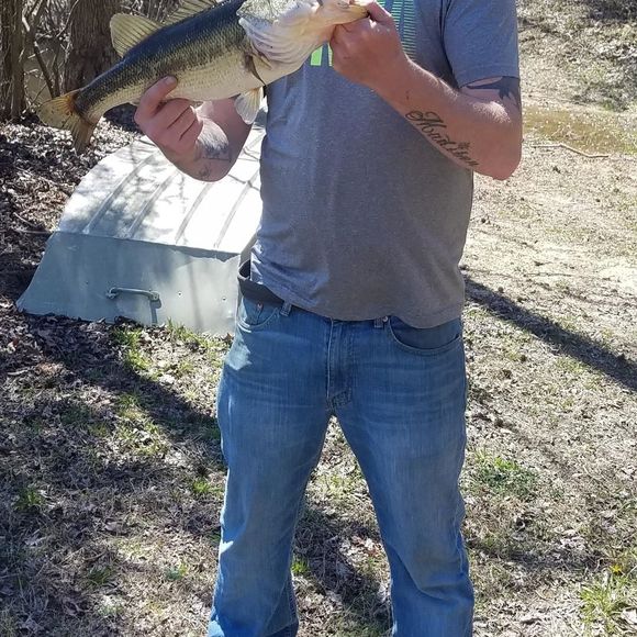 Profile Picture of Joshua Wheeler (@joshuawheeler) on Poshmark