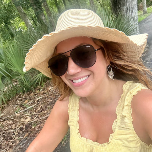 Profile Picture of Megan Turkel (@meganturkel8) on Poshmark