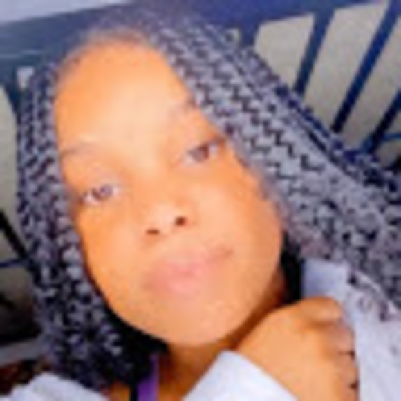 Profile Picture of Leemah’s World (@aleemahpickard7) on Poshmark