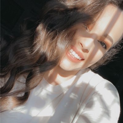 Profile Picture of Lucia Salgado (@luciasalgado_19) on Twitter