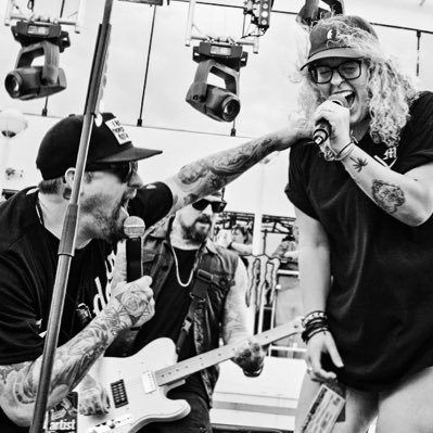 Profile Picture of Team Joel Madden  🌻 (@Team_JoelMadden) on Twitter