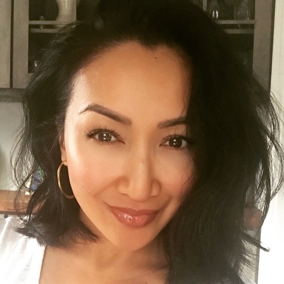 Yvette Frankel - Poshmark Profile Picture of Yvette Frankel (@yvettefrankel) on Poshmark