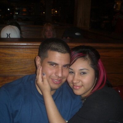 Profile Picture of Veronica Ytuarte (@Mrstwizzle) on Twitter