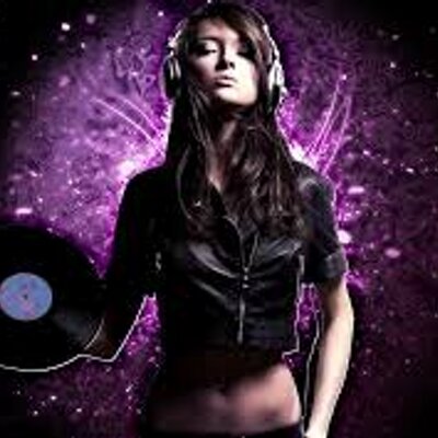 Profile Picture of Farkas Flóra (@florawolf13) on Twitter