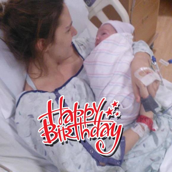 Profile Picture of Stephie Mattera (@stephiemattera) on Poshmark