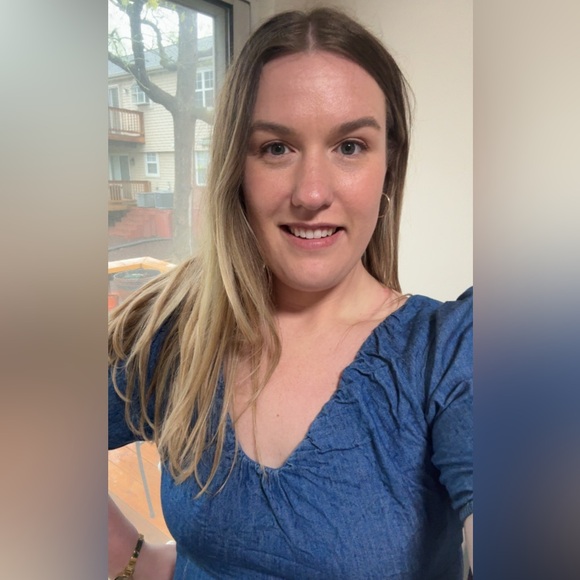 Profile Picture of Jessica Droege (@jdraygee) on Poshmark