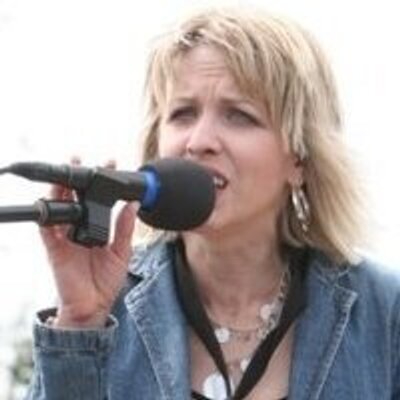 Profile Picture of Jennifer Langford-Steele (@tnrsax) on Twitter