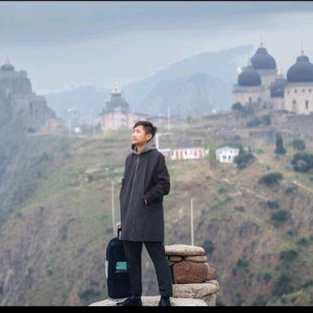 Profile Picture of Corey Rich (@amanwithaheart) on Tiktok