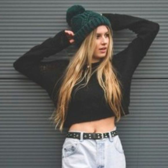 Profile Picture of Dinna Dina (@dinnadina) on Poshmark