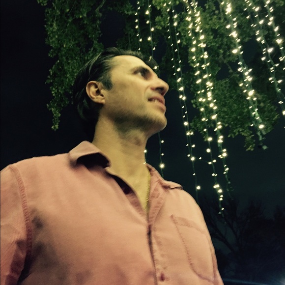 Profile Picture of Botis Eterovic (@betetovic) on Poshmark