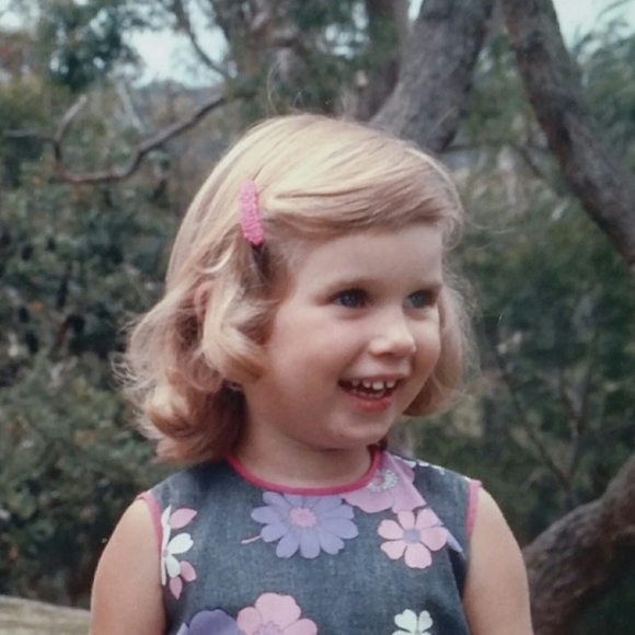 Profile Picture of Philippa Scammell (@pmscammell) on Poshmark