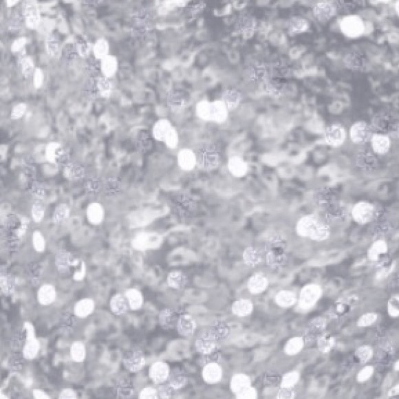 Profile Picture of Jacelyn Garrett (@jacelyngarrett) on Poshmark