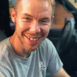 Profile Picture of Ben   Eakins (@IWINBEN) on Twitter