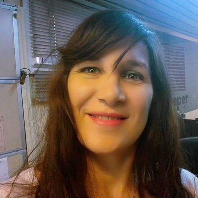 Profile Picture of Karina Zarate Saunig (@KareninaZarate) on Twitter