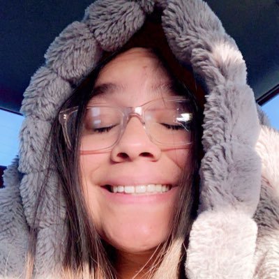 Profile Picture of Val 🤩 (@V_alerie_R) on Twitter