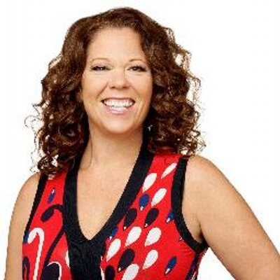 Profile Picture of PamStevens (@PamOnTour) on Twitter