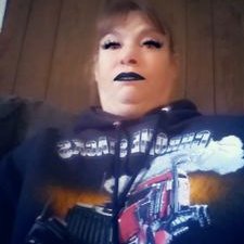 Profile Picture of Brenda Holley (@BrendaHolley19) on Twitter