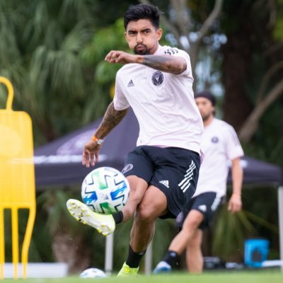 Profile Picture of AJ DeLaGarza (@AJD_20) on Twitter