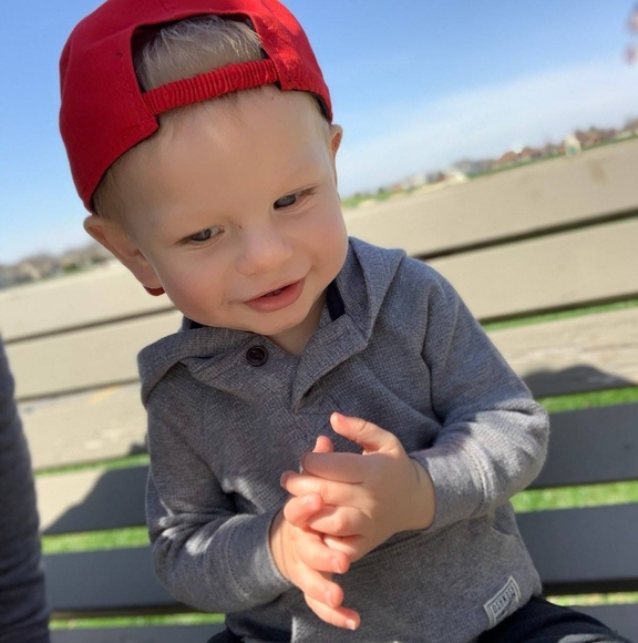 Profile Picture of Tracy Heuker (@tracyheuker) on Poshmark