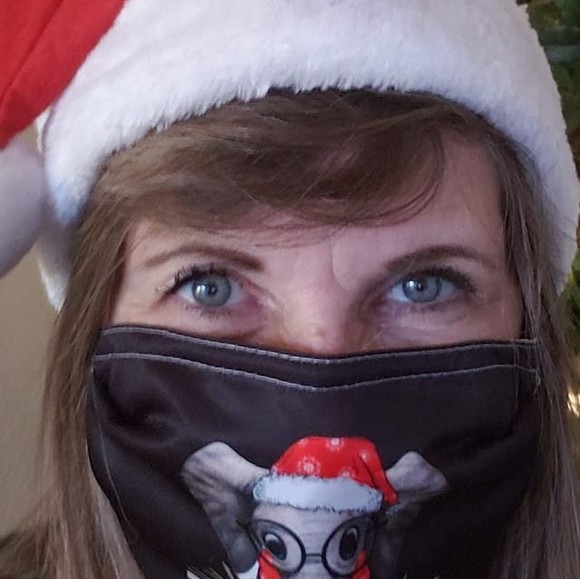 Profile Picture of Deborah Katosh (@debusey1959) on Poshmark