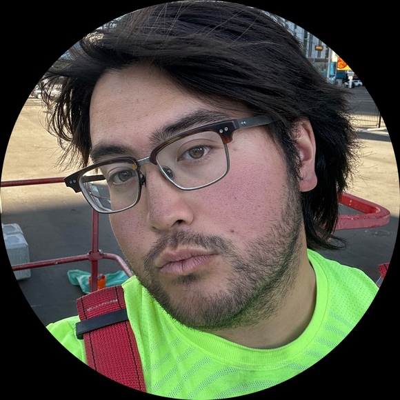 Profile Picture of Joshua Chung (@nomoreapplepie) on Poshmark