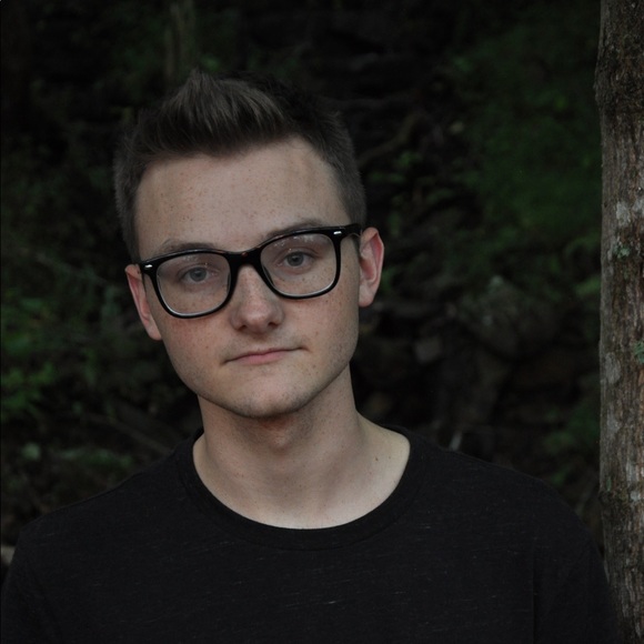 Profile Picture of Nathan Warren (@warrennate5548) on Poshmark