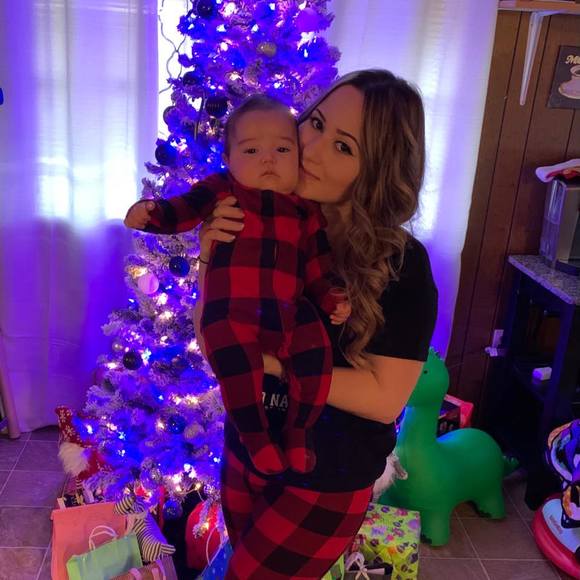 Profile Picture of Jaylene Posadas (@jayreynoso09) on Poshmark