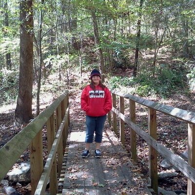 Profile Picture of Zoe Byrd (@zoe_byrd) on Twitter