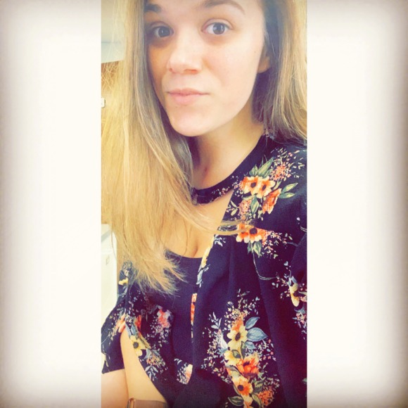 Profile Picture of Amanda Gannello (@amanda_gannello) on Poshmark