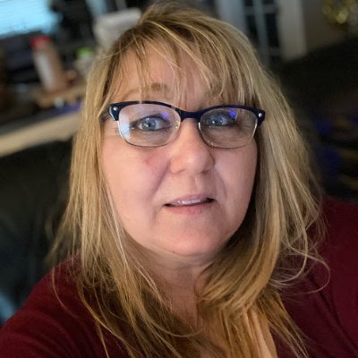 Profile Picture of Karen Deleon (@KarenDe48961962) on Twitter