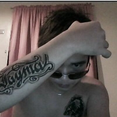 Profile Picture of John Granada (@nyxswoosh) on Twitter