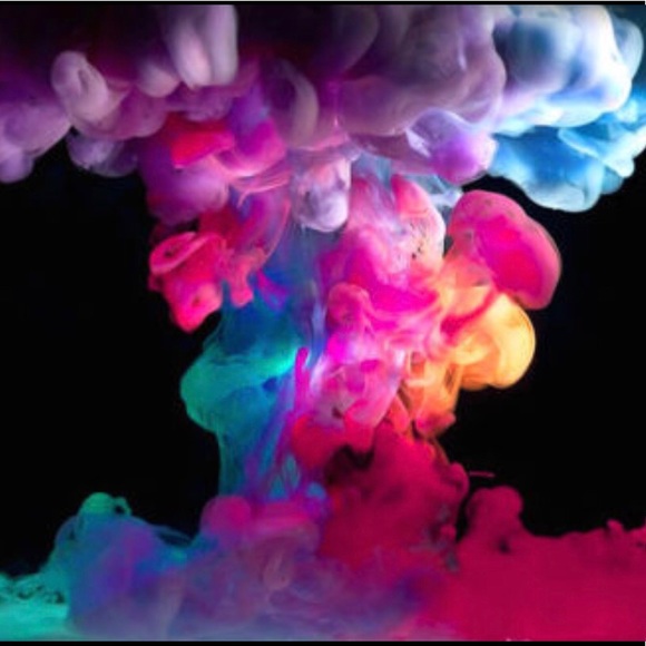 Profile Picture of Debrah Bett (@debrahbett) on Poshmark