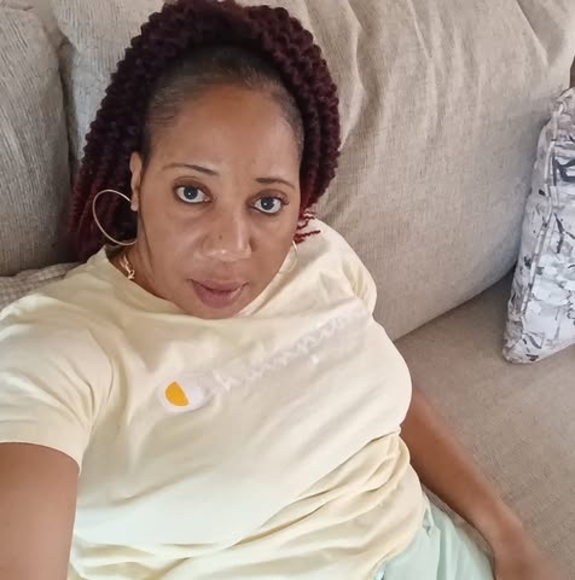 Profile Picture of Kerryann Daley (@daleykerryann5) on Poshmark