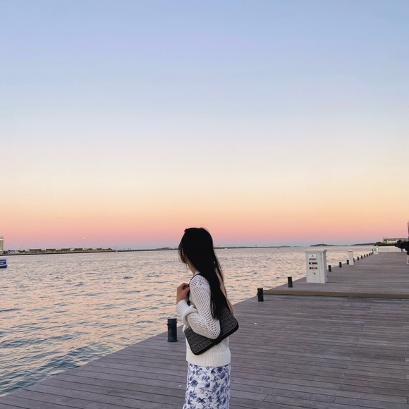 Profile Picture of Clara Nguyen (@claranguyen2007) on Poshmark