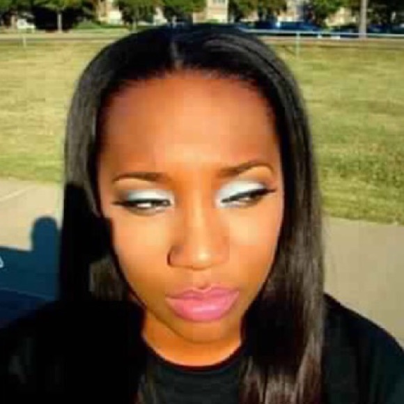 Profile Picture of Jasmine Savage (@princesssavage) on Poshmark