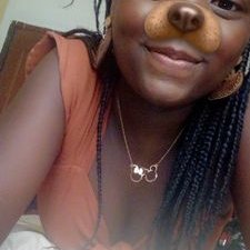 Profile Picture of Isabelle Leite 🌻 (@Isabell34915) on Twitter