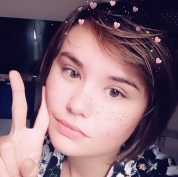 Profile Picture of Chelsey Isner (@chelseyisner8) on Poshmark