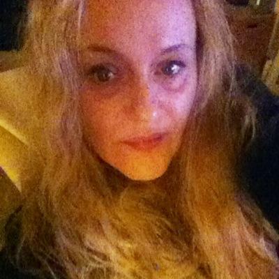 Profile Photo of Debbie Jenkin (@BlossIAm) on Twitter