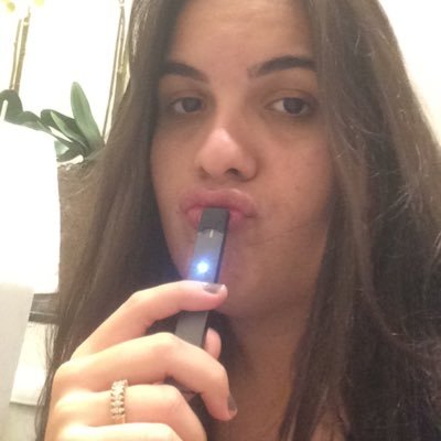 Profile Picture of Maria Cunha (@mariacunha2410) on Twitter