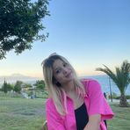 Gizem Özçelik - Facebook Profile Picture of Gizem Özçelik (@gizem.ozcelik.18062) on Facebook