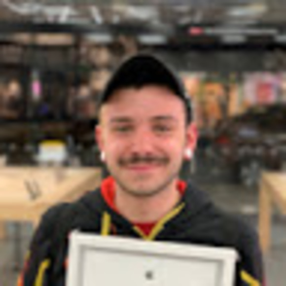 Profile Picture of Anthony Decapite (@adecapite) on Poshmark