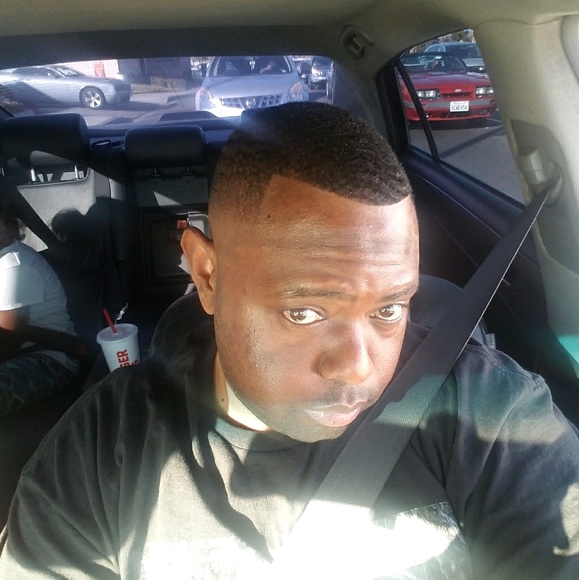 Profile Picture of Ralph Taylor (@amari2005) on Poshmark